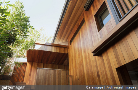 Ce qu’il faut savoir avant d’acheter une maison en bois